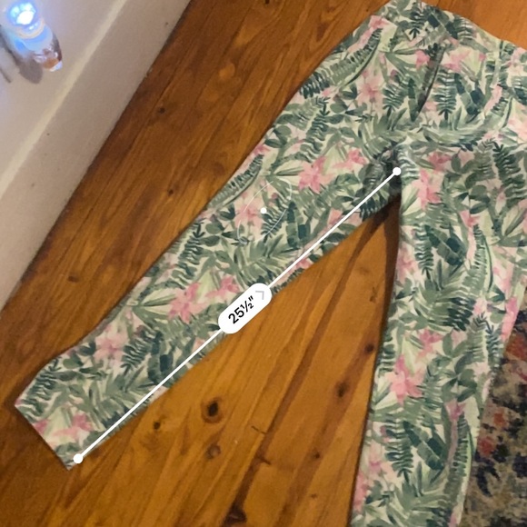 Size four regular standard old navy business slacks - Picture 7 of 8